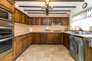 Photo 13- click for photo gallery